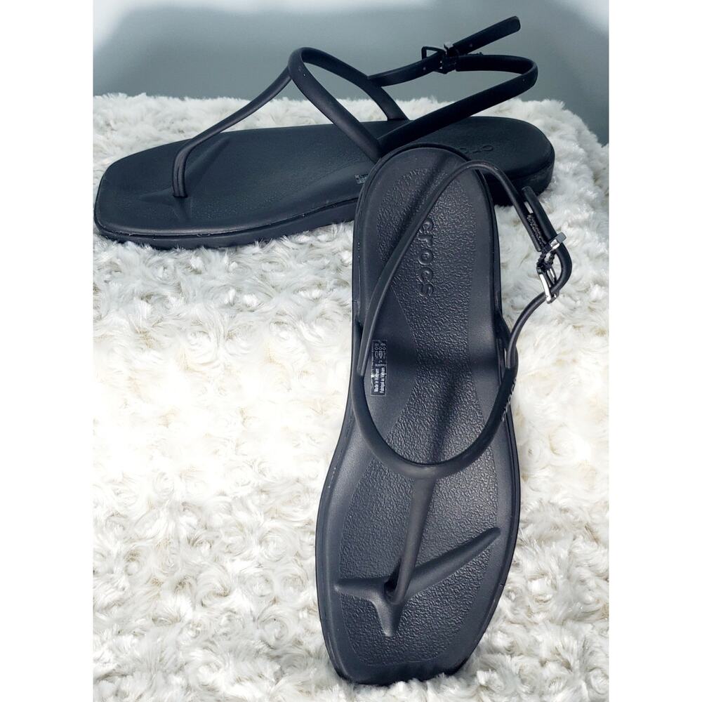 Crocs Womens New Black Thong Sandals Size 7
Beachy Casual Cruise Wear Travel